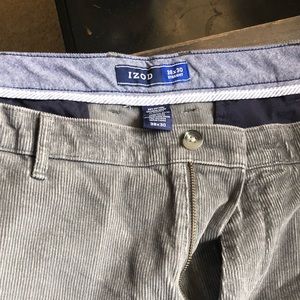 Izod corduroy pants 38w-30l